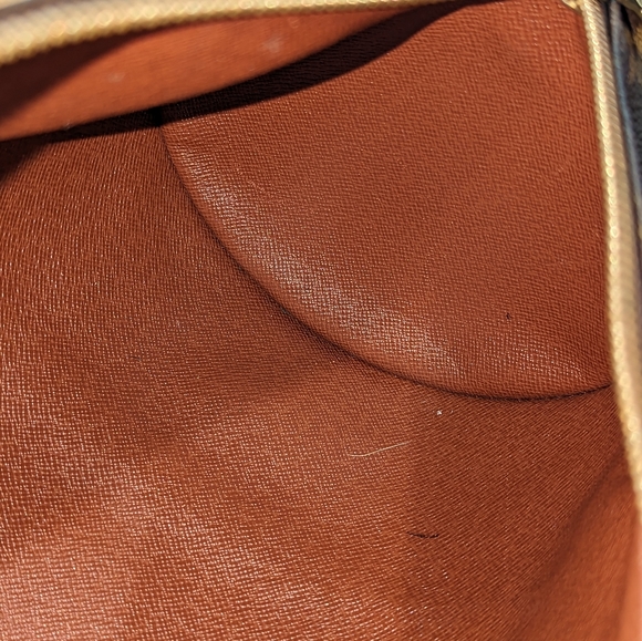 Louis Vuitton Papillon - Picture 3 of 7